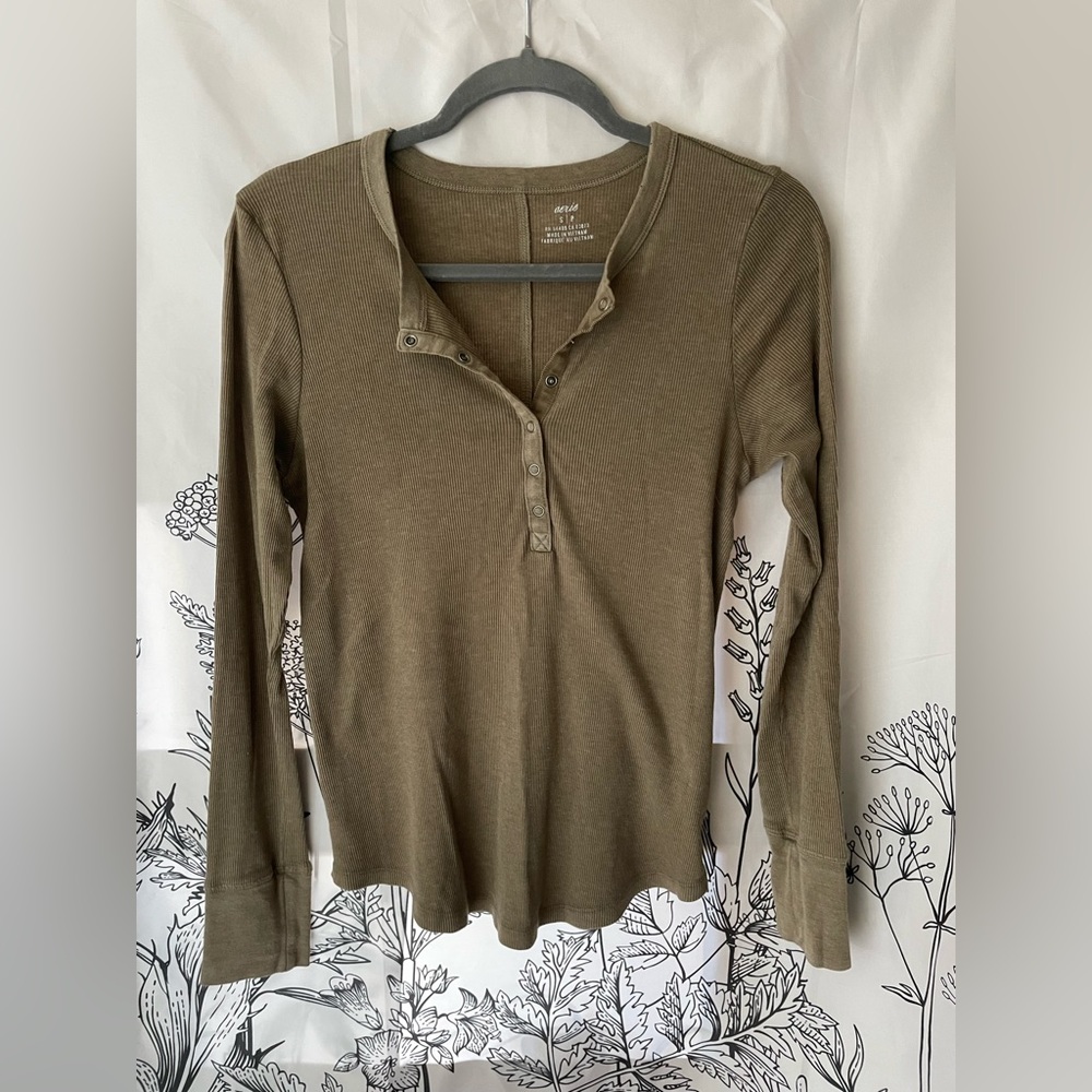 American eagle long sleeve